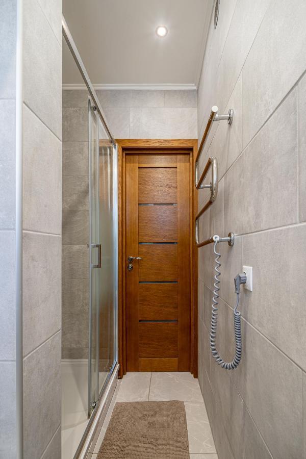 Top-Floor Studio With Courtyard View In Unesco Area, Murnieku Street Residence Рига Екстер'єр фото