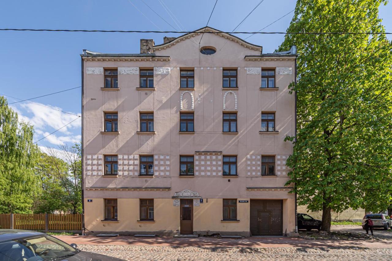 Top-Floor Studio With Courtyard View In Unesco Area, Murnieku Street Residence Рига Екстер'єр фото