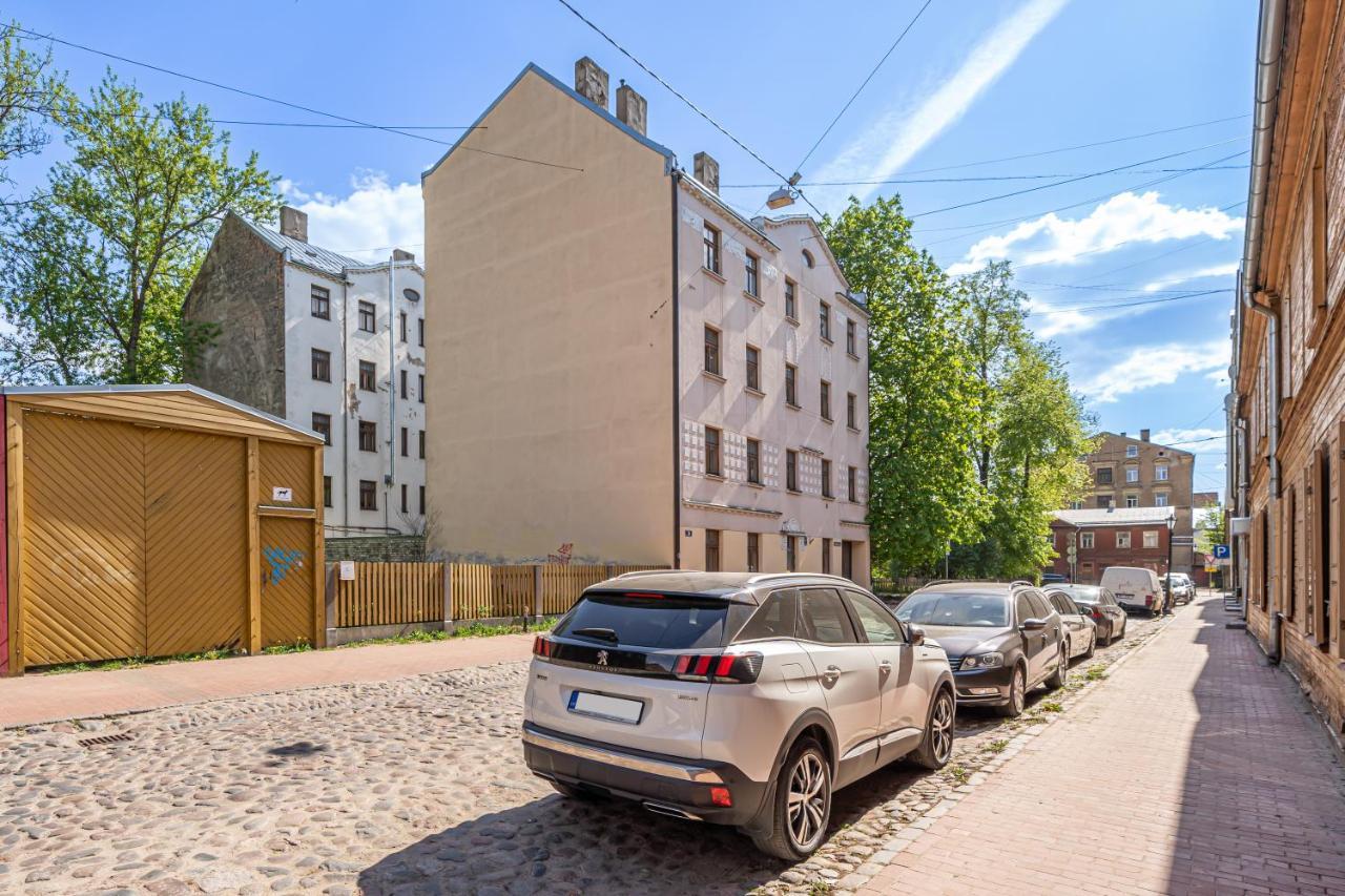Top-Floor Studio With Courtyard View In Unesco Area, Murnieku Street Residence Рига Екстер'єр фото